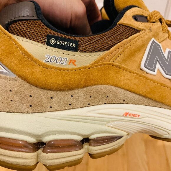 Size 12 - New Balance 2002R Gore-Tex Low Tobacco BRAND NEW DS Last size 12 - Picture 12 of 16